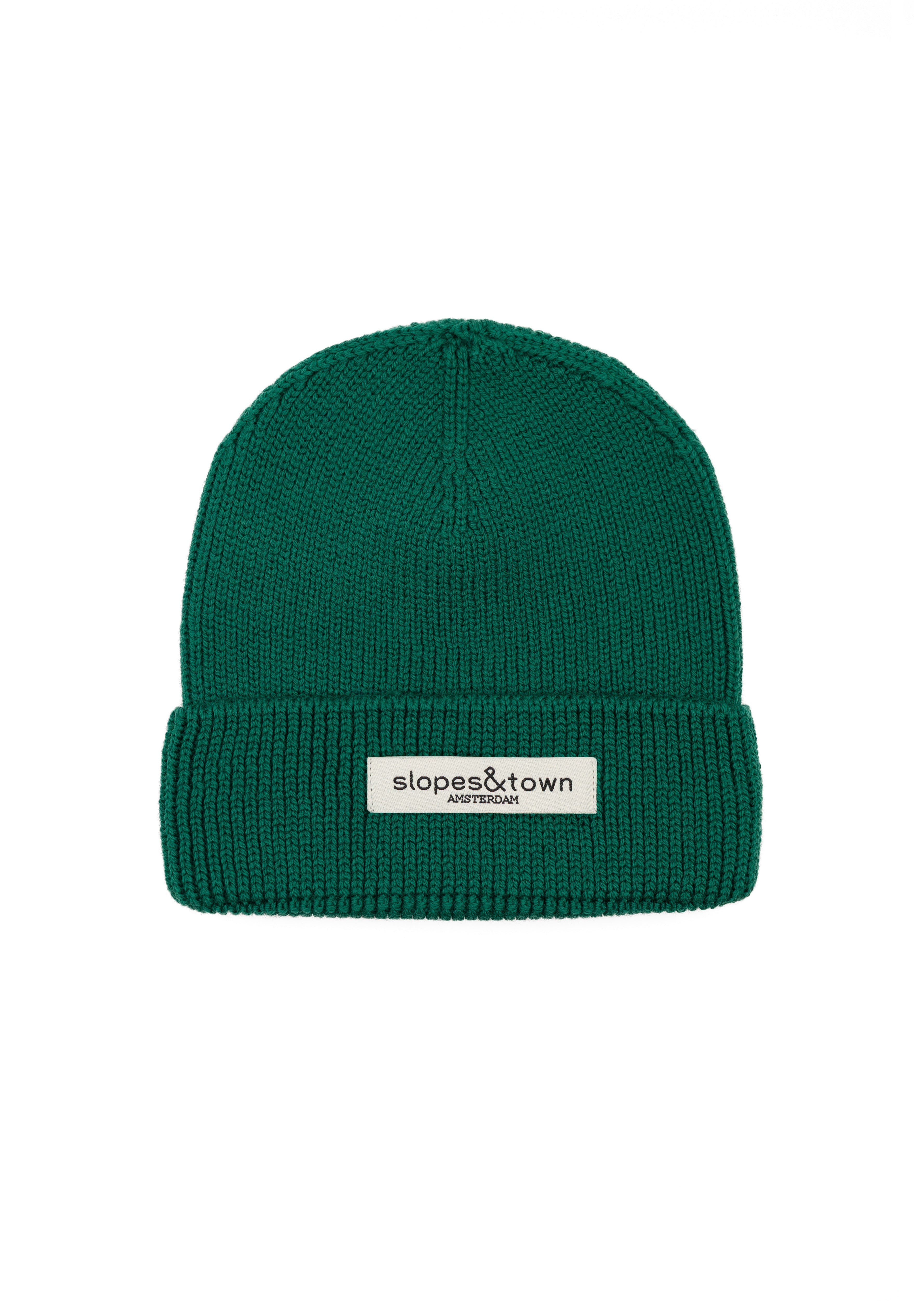 Kids merino wool beanie in pine green, front view with Slopes and Town Amsterdam woven label
