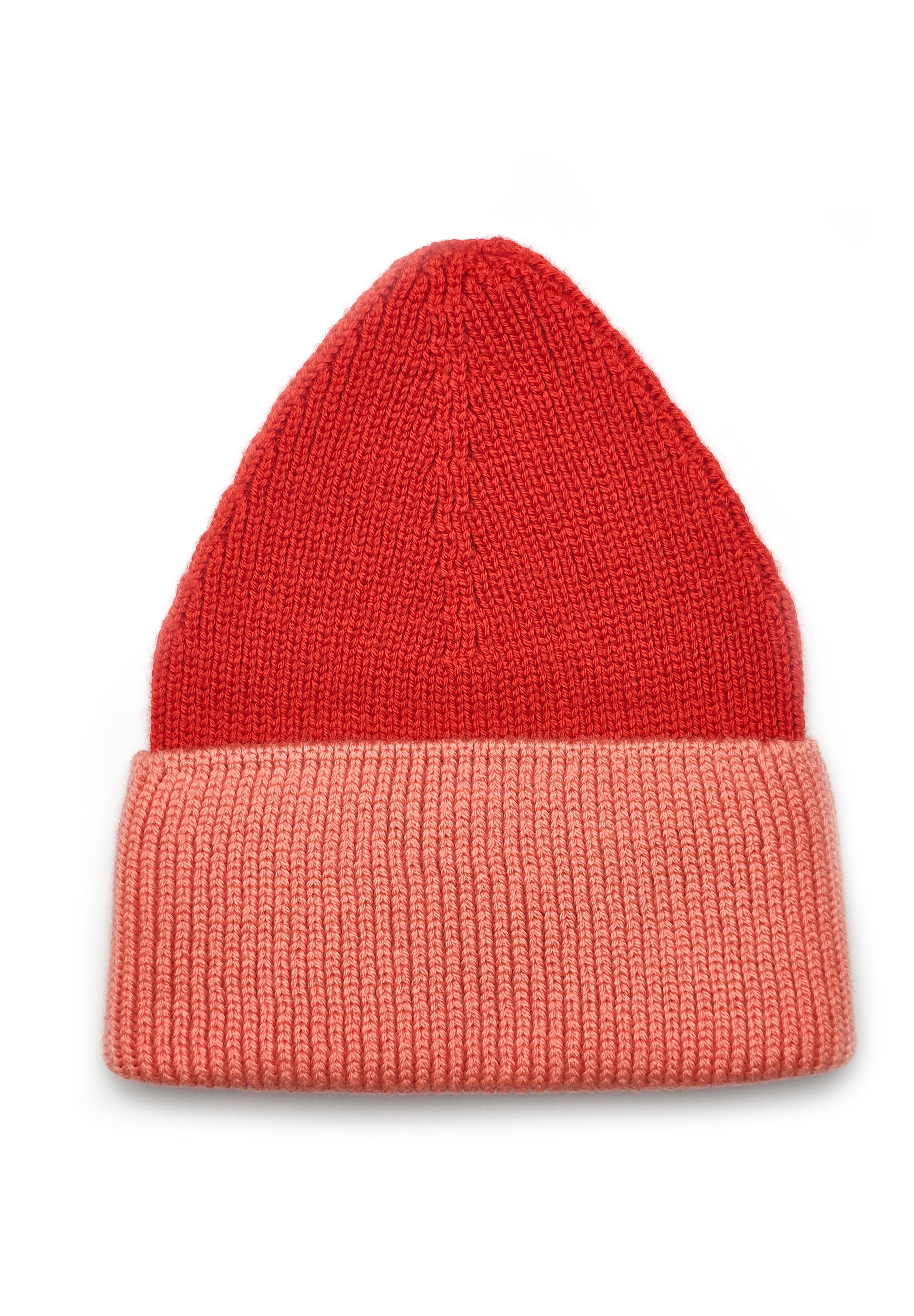 Kids merino wool beanies in spicy red and coral