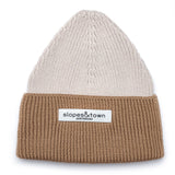 Kids merino wool beanies in beige and caramel