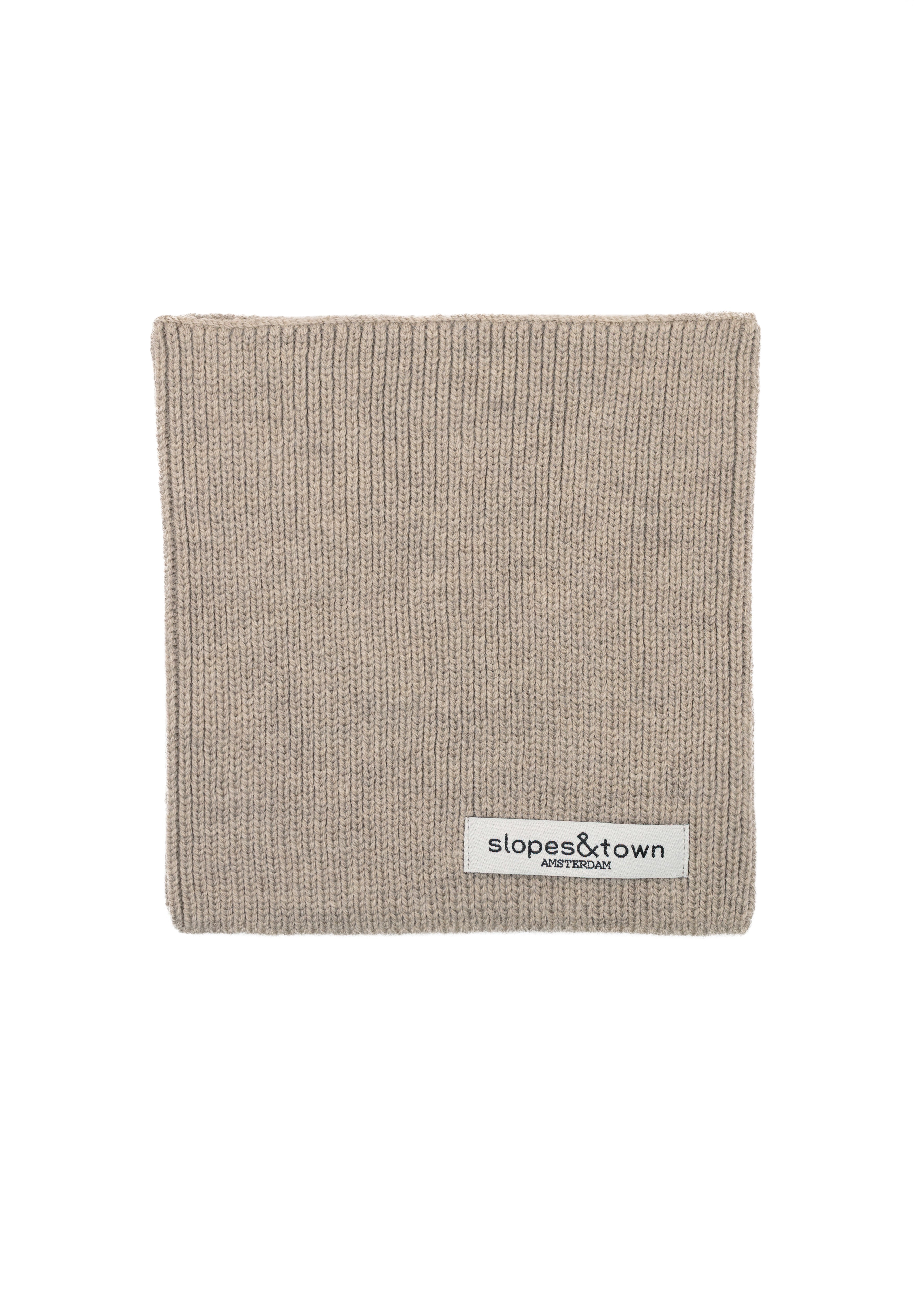 Kids merino wool snood in beige, front view with Slopes and Town Amsterdam woven label